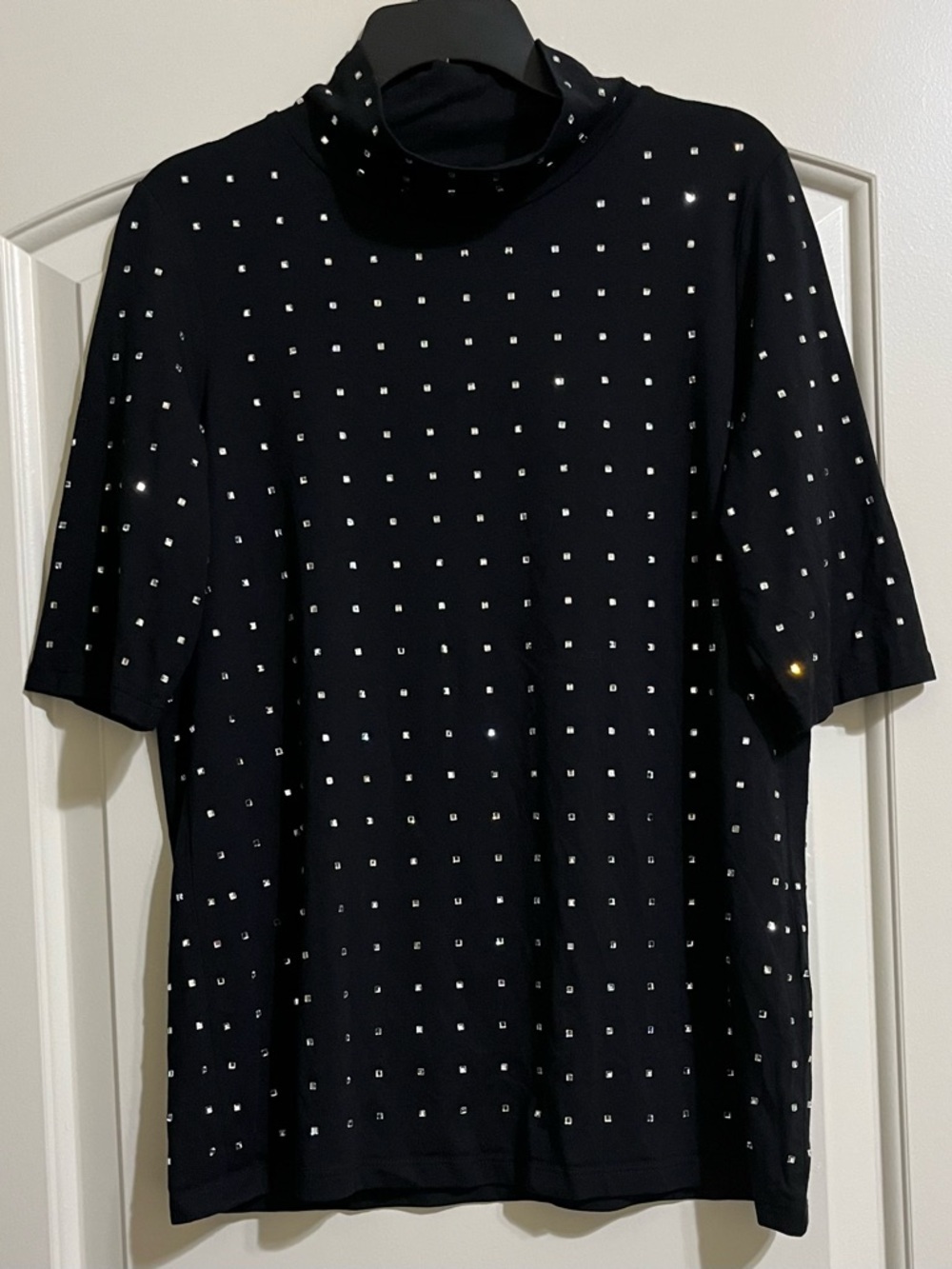 Chico’s Women’s Black Rhinestone Embellished Knit Stretch Top Blouse Small